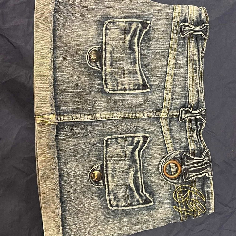 Low waisted y2k denim skirt - Picture 4 of 6